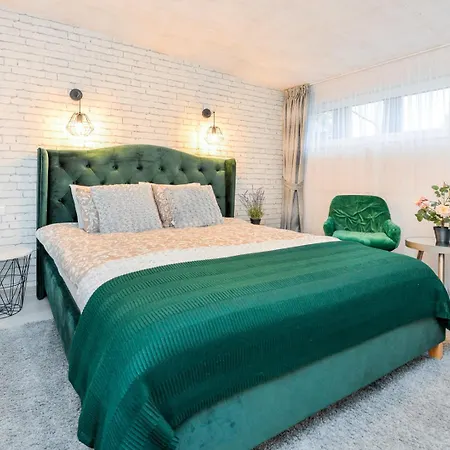 Semesterbostad Zalia Kopa Near The Palanga